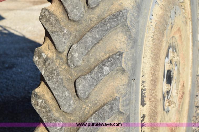 image for item I8538 2008 Miller Nitro 4240 self-propelled sprayer