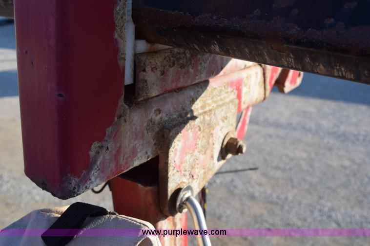 image for item I8538 2008 Miller Nitro 4240 self-propelled sprayer