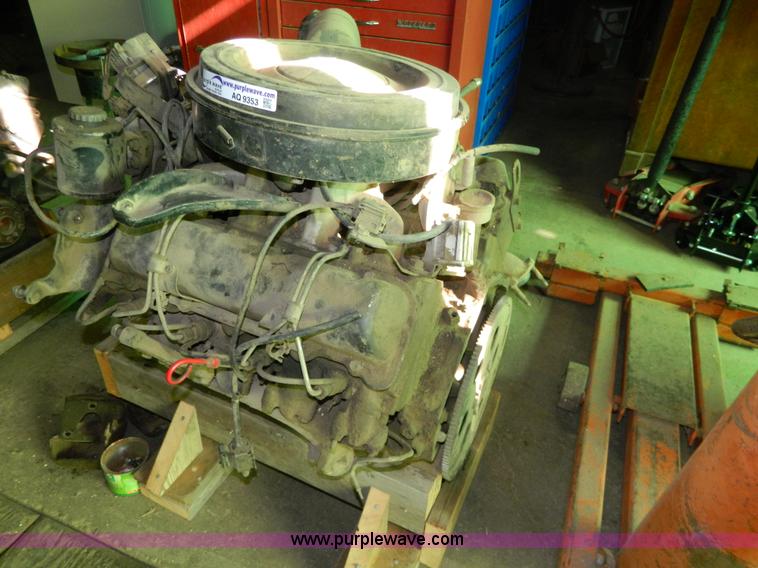 image for item AQ9353 Chevrolet 6.2L diesel engine