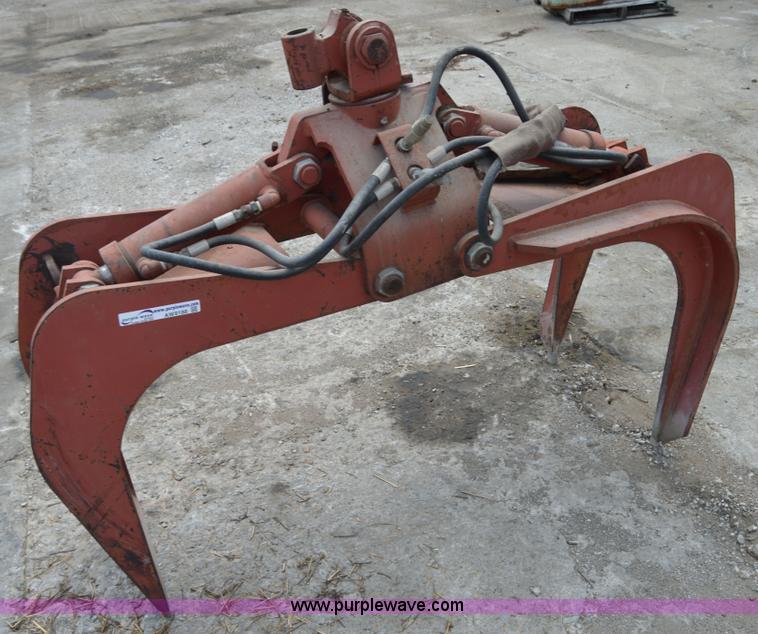 image for item AW9188 26"W grapple attachment