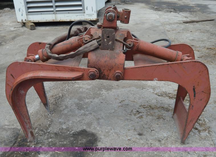 image for item AW9188 26"W grapple attachment