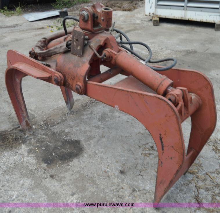 image for item AW9188 26"W grapple attachment