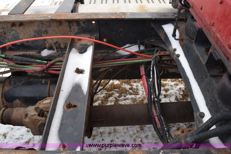 image for item E6012 1995 Freightliner FLD cab and chassis