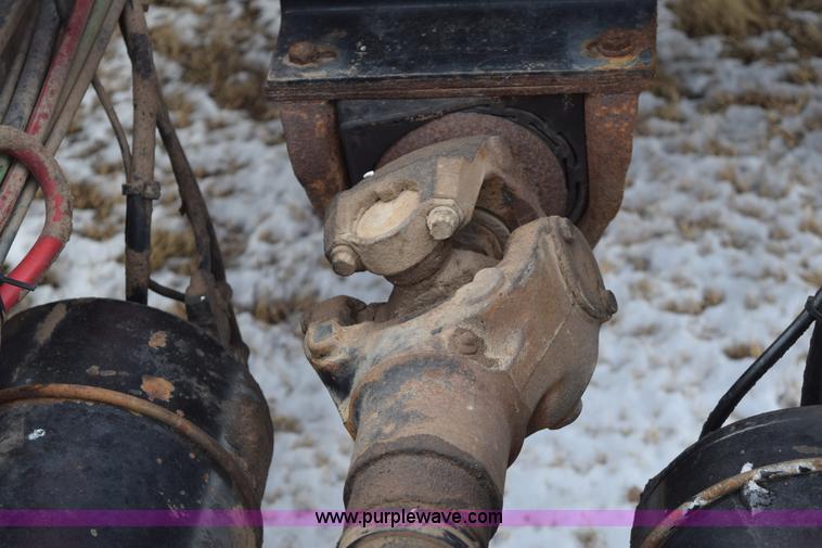 image for item E6012 1995 Freightliner FLD cab and chassis