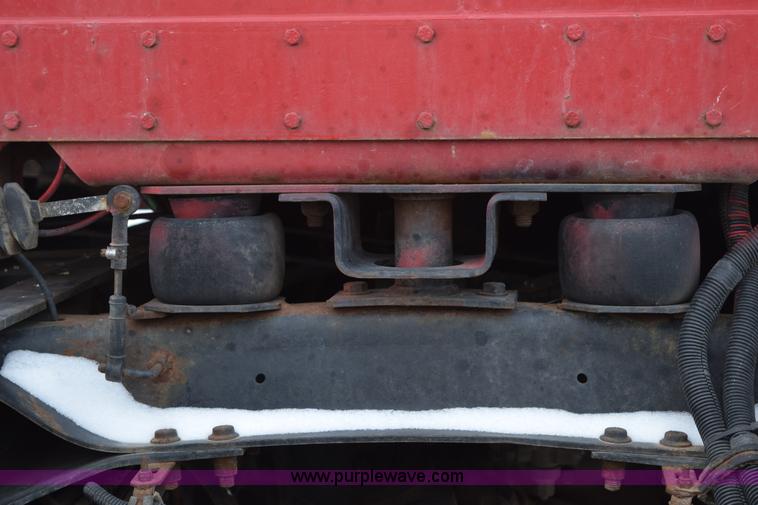 image for item E6012 1995 Freightliner FLD cab and chassis