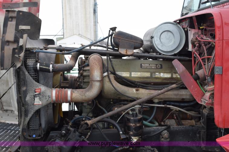 image for item E6012 1995 Freightliner FLD cab and chassis