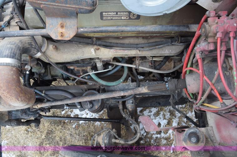 image for item E6012 1995 Freightliner FLD cab and chassis