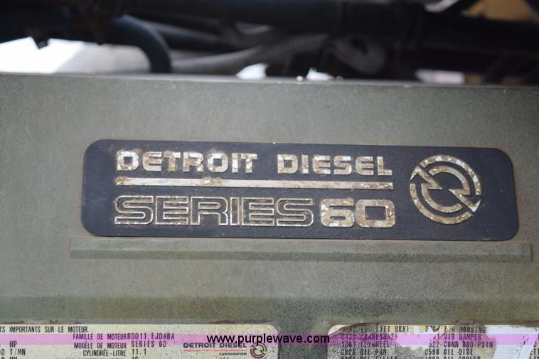 image for item E6012 1995 Freightliner FLD cab and chassis