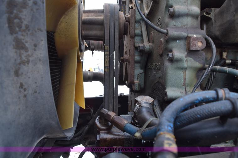 image for item E6012 1995 Freightliner FLD cab and chassis