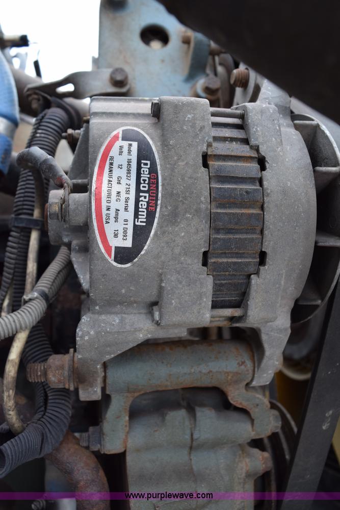 image for item E6012 1995 Freightliner FLD cab and chassis