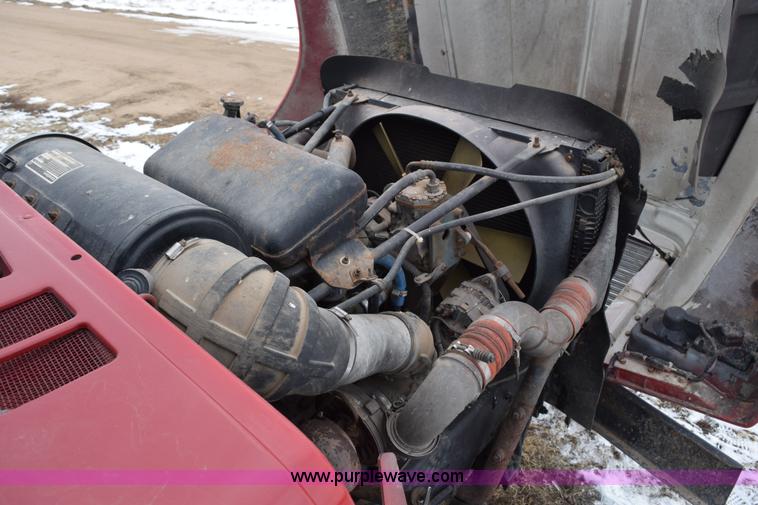 image for item E6012 1995 Freightliner FLD cab and chassis