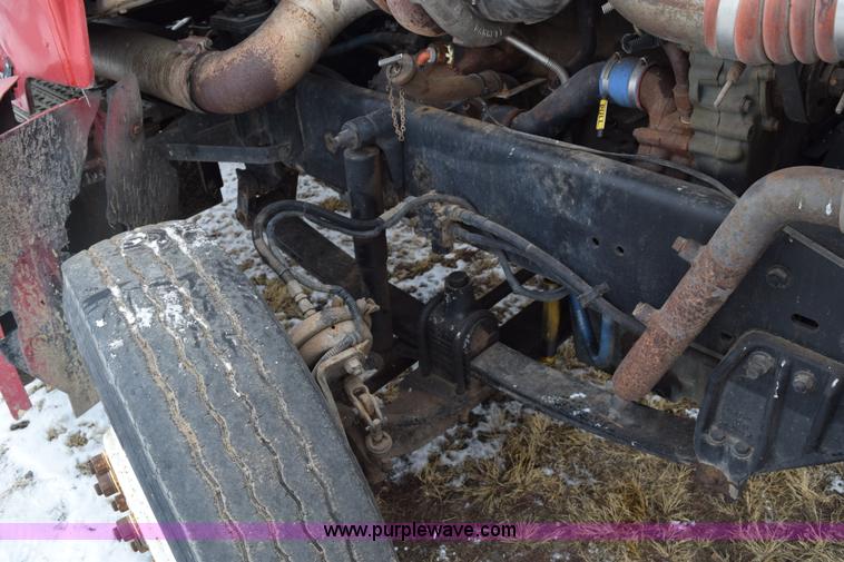 image for item E6012 1995 Freightliner FLD cab and chassis