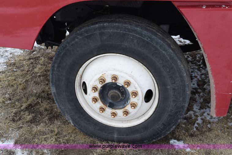 image for item E6012 1995 Freightliner FLD cab and chassis