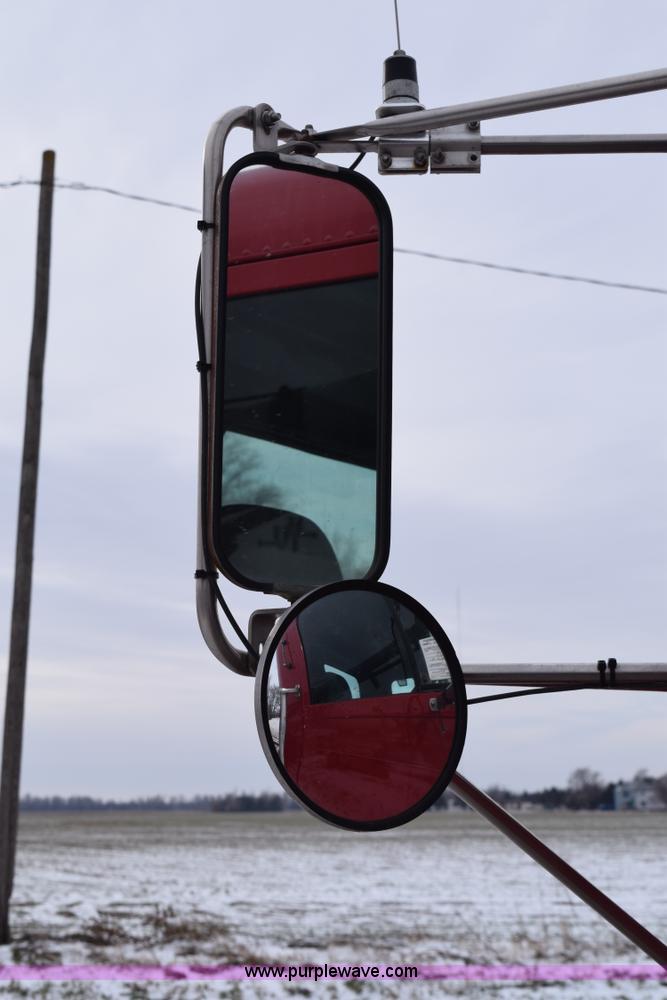 image for item E6012 1995 Freightliner FLD cab and chassis