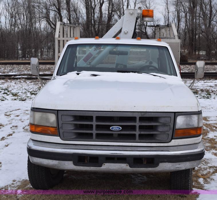 image for item E6046 1993 Ford F350 XL service truck