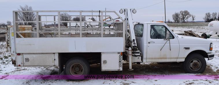 image for item E6046 1993 Ford F350 XL service truck