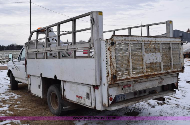 image for item E6046 1993 Ford F350 XL service truck