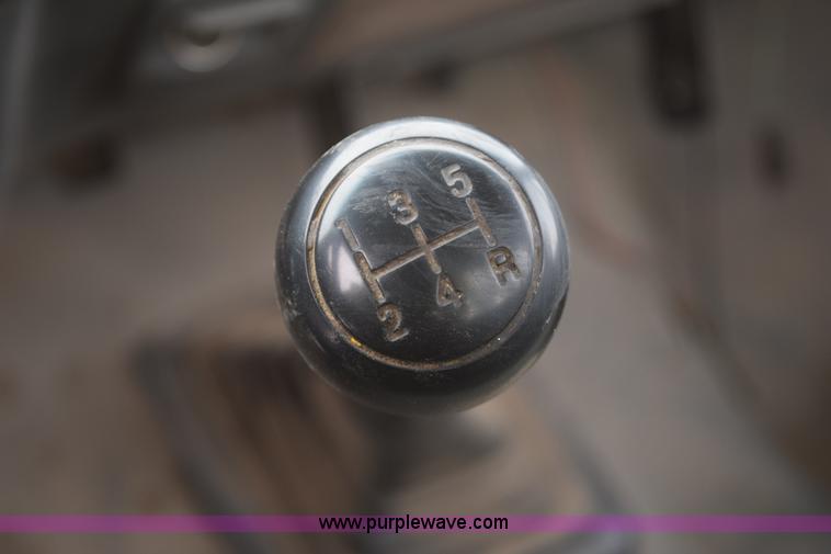 image for item E6046 1993 Ford F350 XL service truck