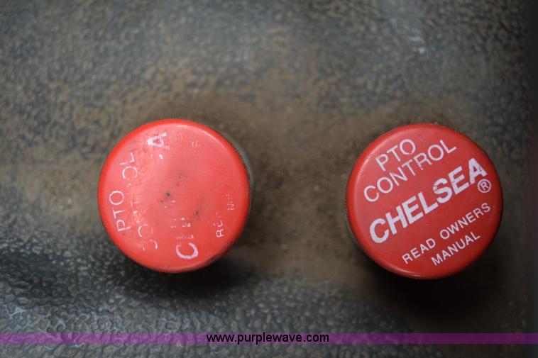 image for item E6046 1993 Ford F350 XL service truck