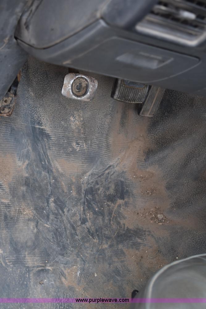 image for item E6046 1993 Ford F350 XL service truck