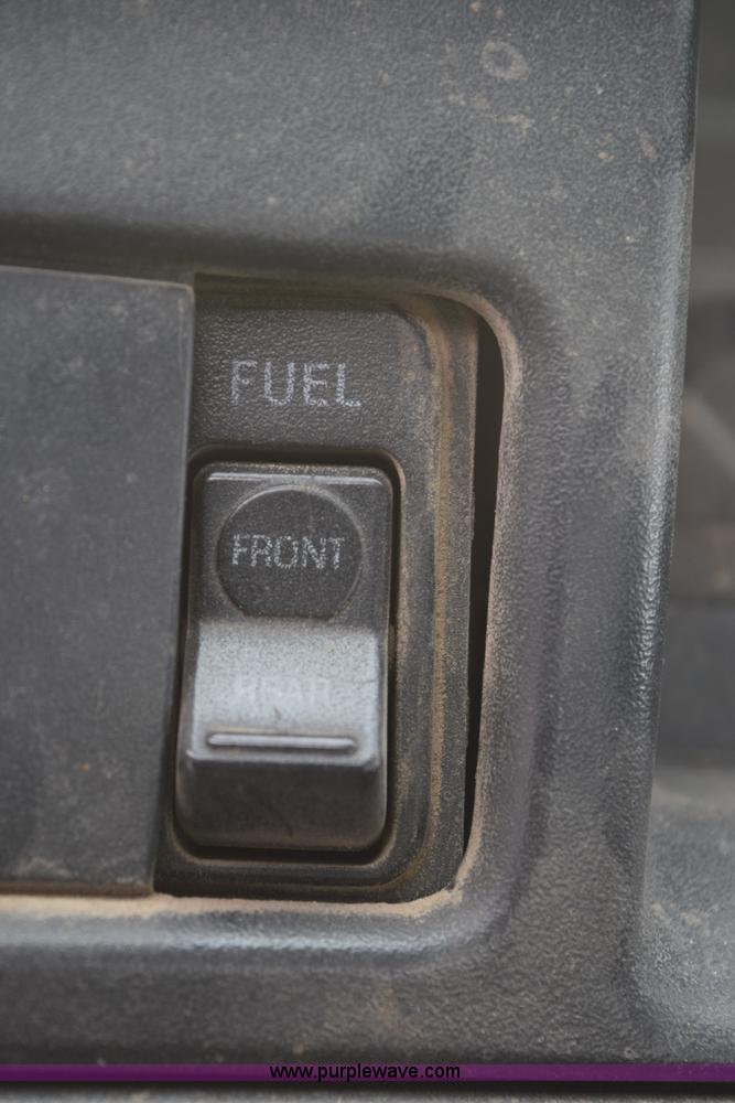 image for item E6046 1993 Ford F350 XL service truck