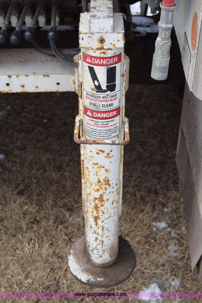 image for item E6046 1993 Ford F350 XL service truck