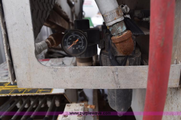 image for item E6046 1993 Ford F350 XL service truck