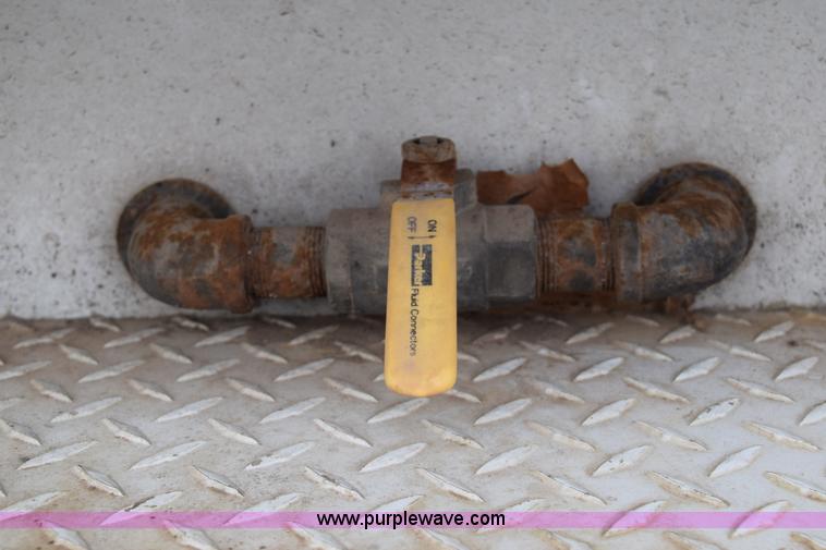 image for item E6046 1993 Ford F350 XL service truck