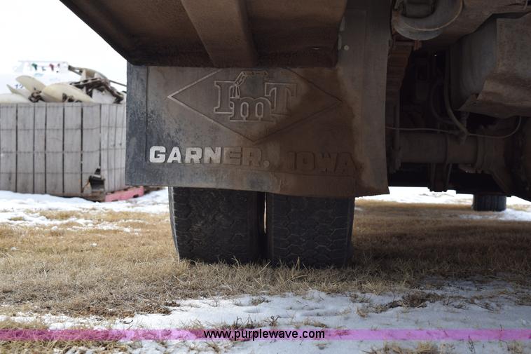 image for item E6046 1993 Ford F350 XL service truck