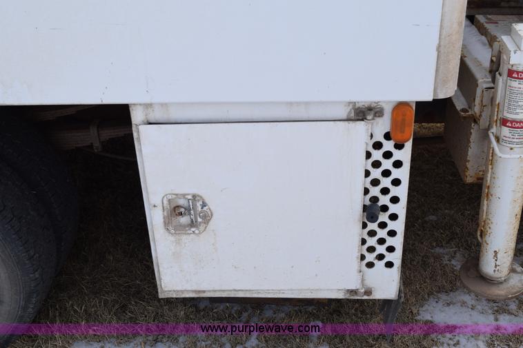 image for item E6046 1993 Ford F350 XL service truck