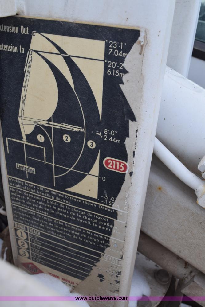 image for item E6046 1993 Ford F350 XL service truck