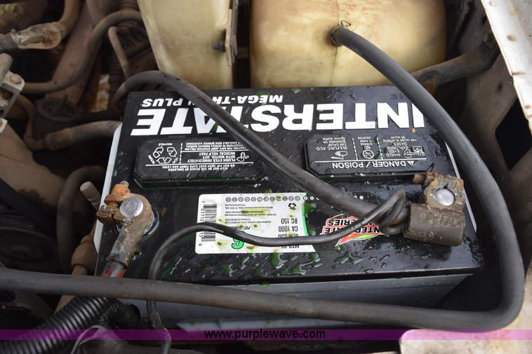 image for item E6046 1993 Ford F350 XL service truck