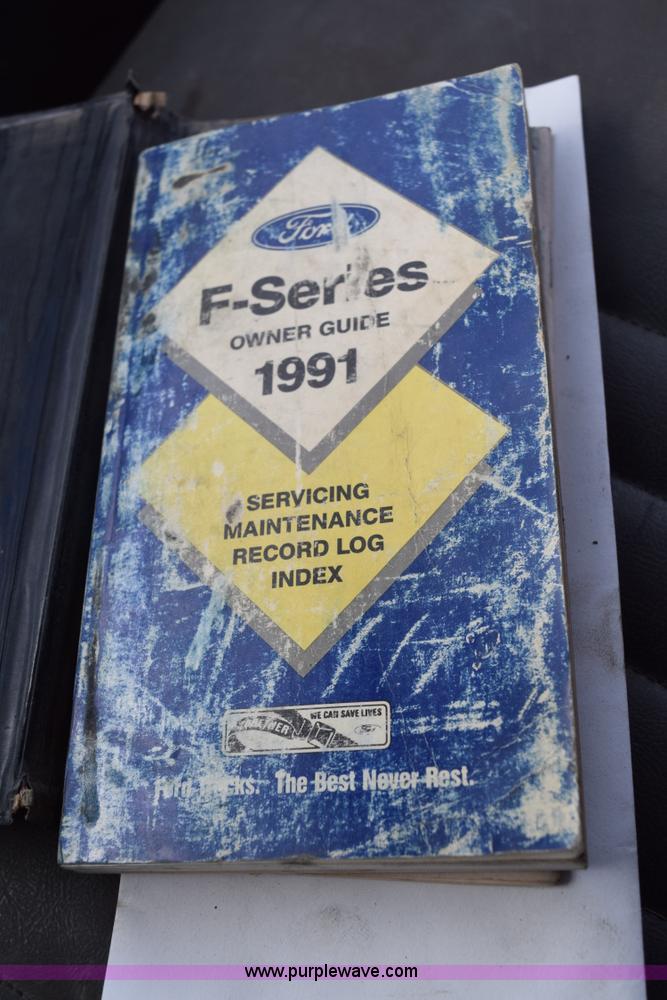 image for item E6046 1993 Ford F350 XL service truck