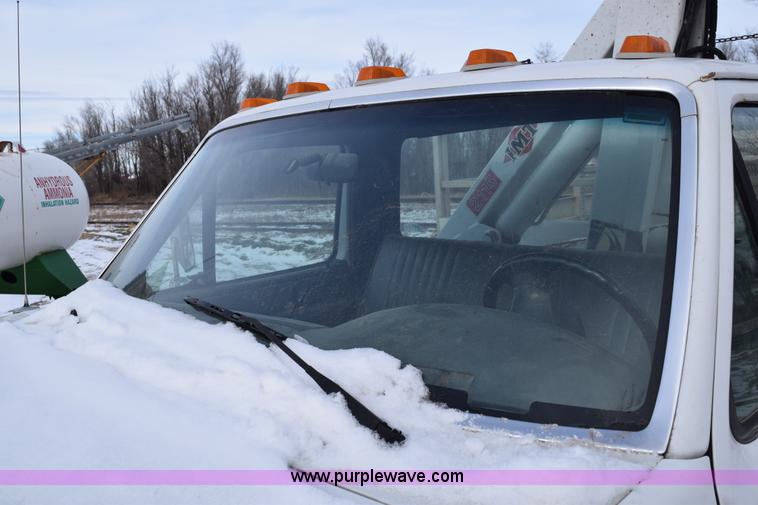 image for item E6046 1993 Ford F350 XL service truck