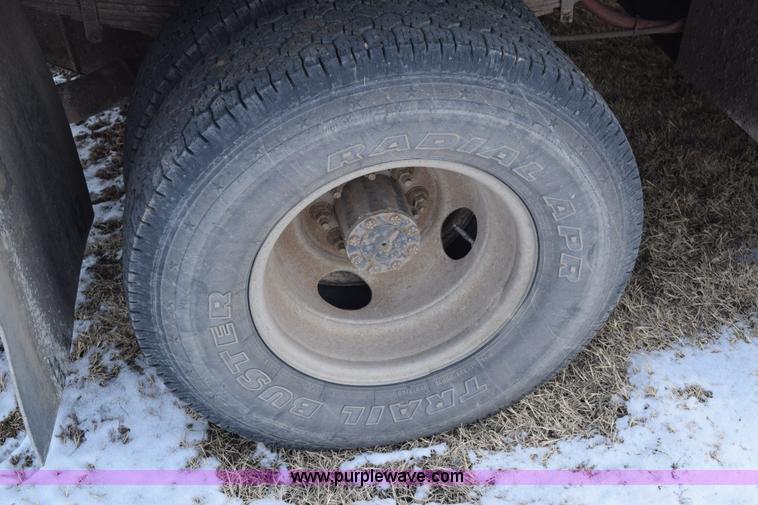 image for item E6046 1993 Ford F350 XL service truck