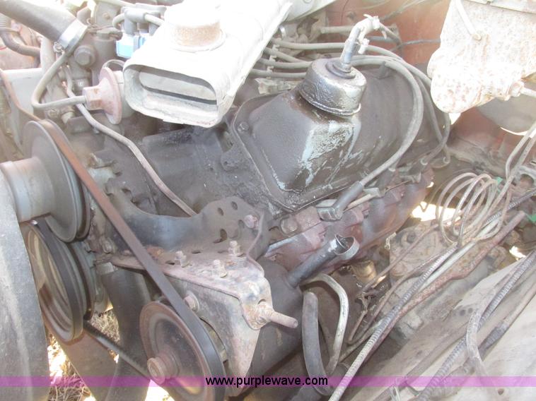 image for item G9846 1977 Ford F350 Custom dump bed truck