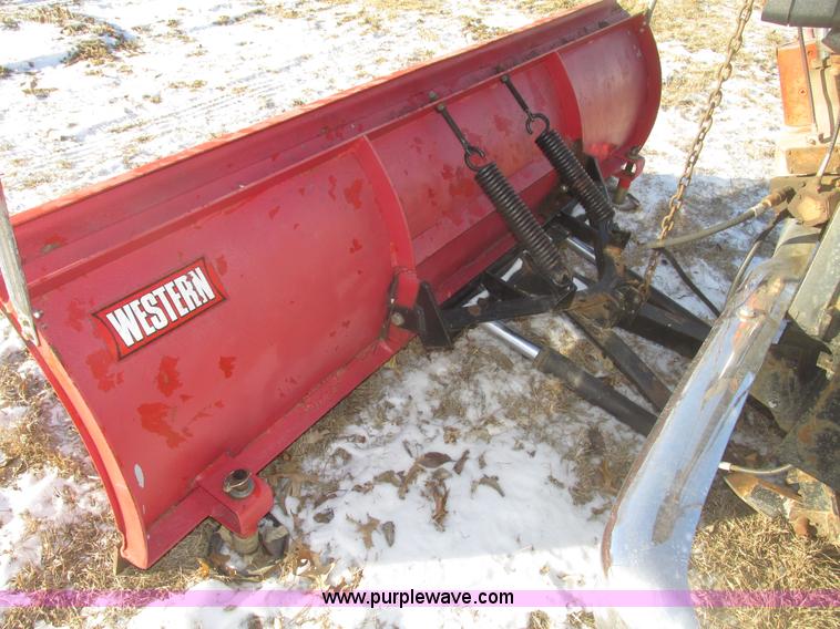 image for item G9846 1977 Ford F350 Custom dump bed truck