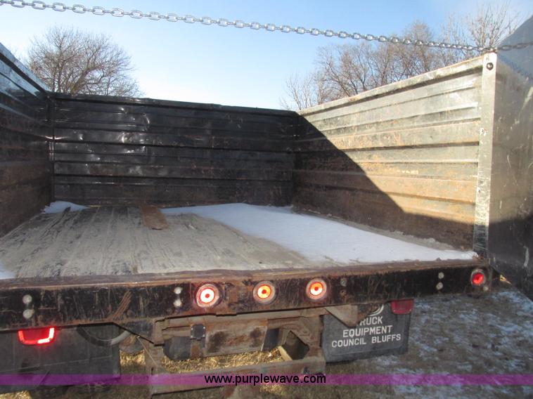 image for item G9846 1977 Ford F350 Custom dump bed truck
