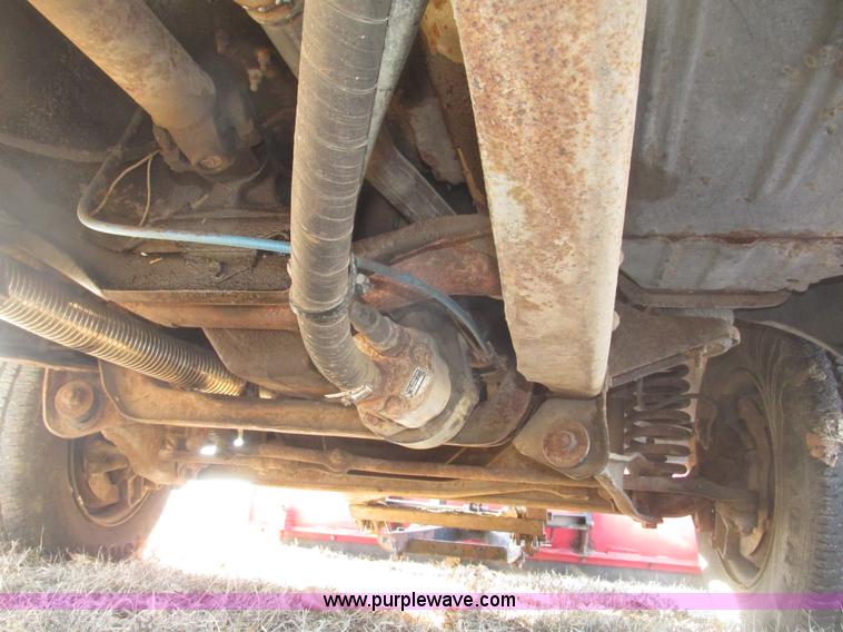 image for item G9846 1977 Ford F350 Custom dump bed truck