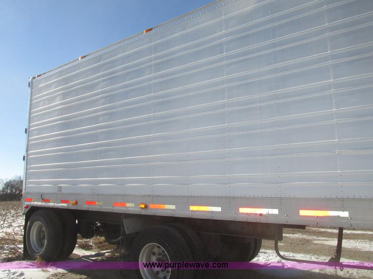 image for item G9847 2000 Utility VS2R 48' reefer trailer