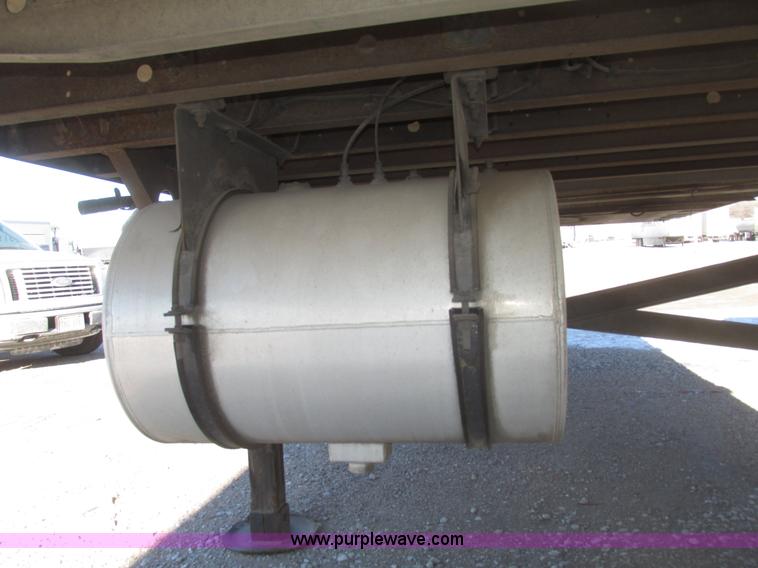 image for item G9847 2000 Utility VS2R 48' reefer trailer