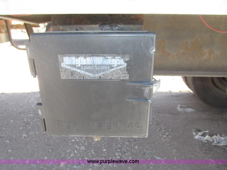 image for item G9847 2000 Utility VS2R 48' reefer trailer