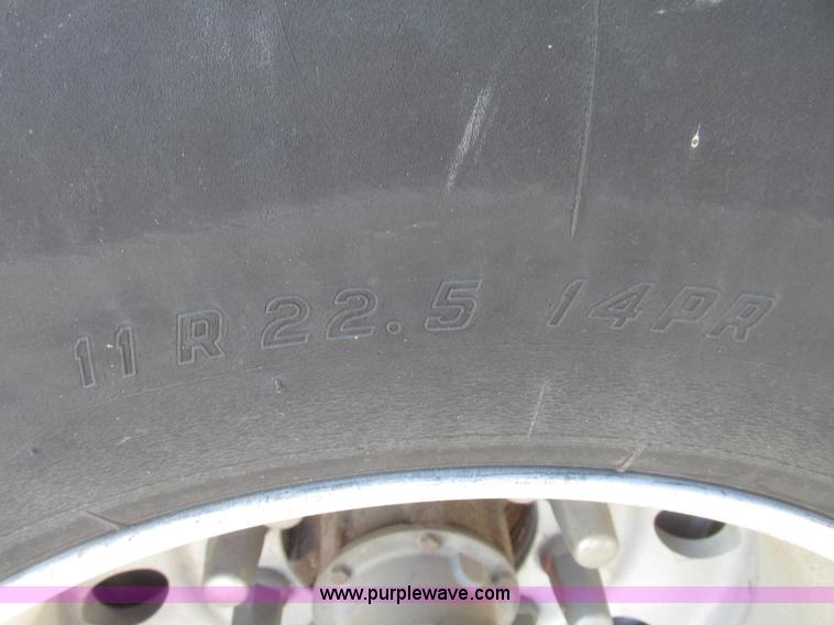 image for item G9847 2000 Utility VS2R 48' reefer trailer