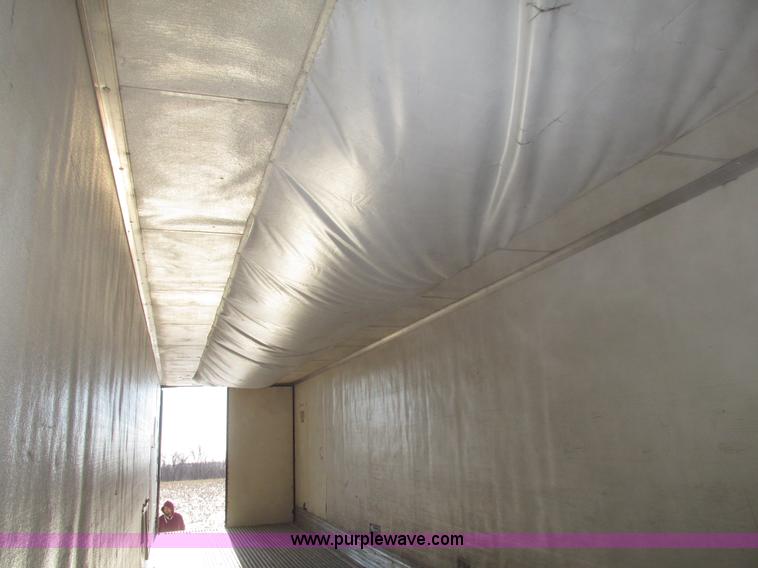 image for item G9847 2000 Utility VS2R 48' reefer trailer