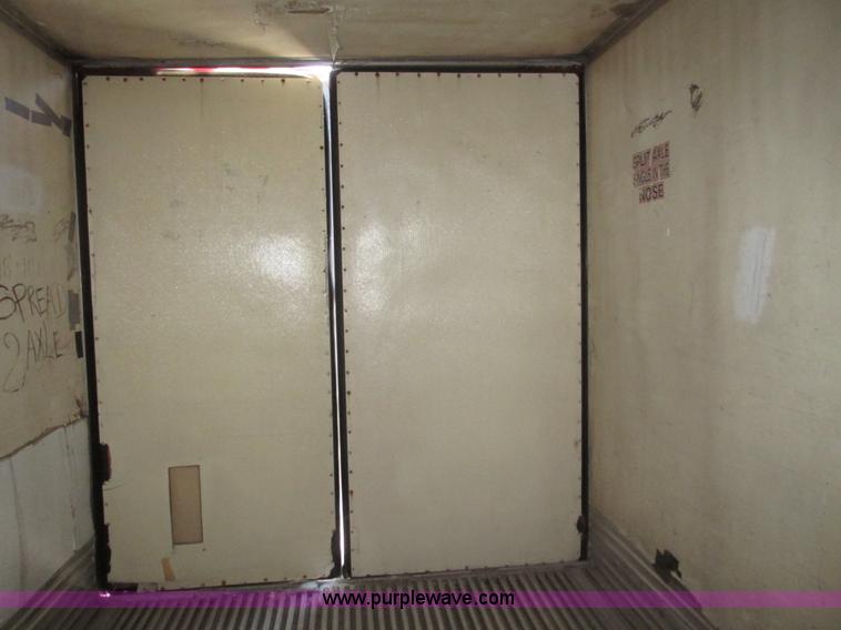 image for item G9847 2000 Utility VS2R 48' reefer trailer