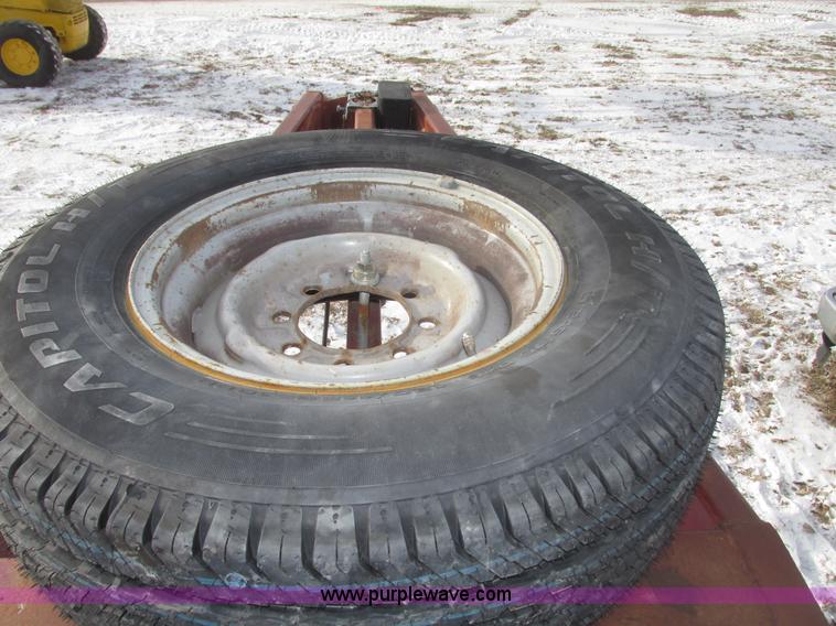 image for item G9850 1976 Schuster 24' gooseneck trailer