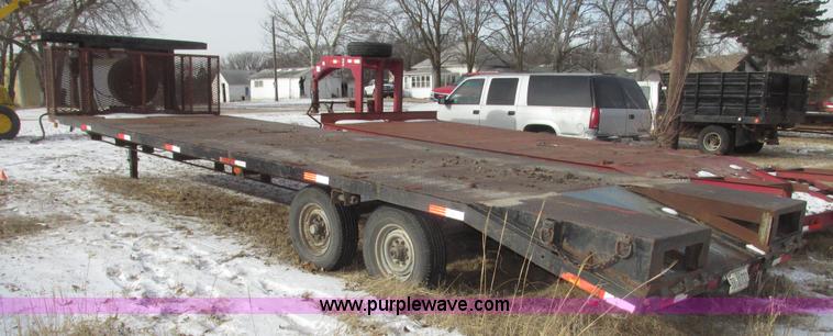image for item G9851 2002 shop built 30' gooseneck trailer
