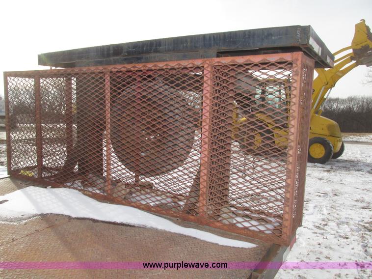 image for item G9851 2002 shop built 30' gooseneck trailer