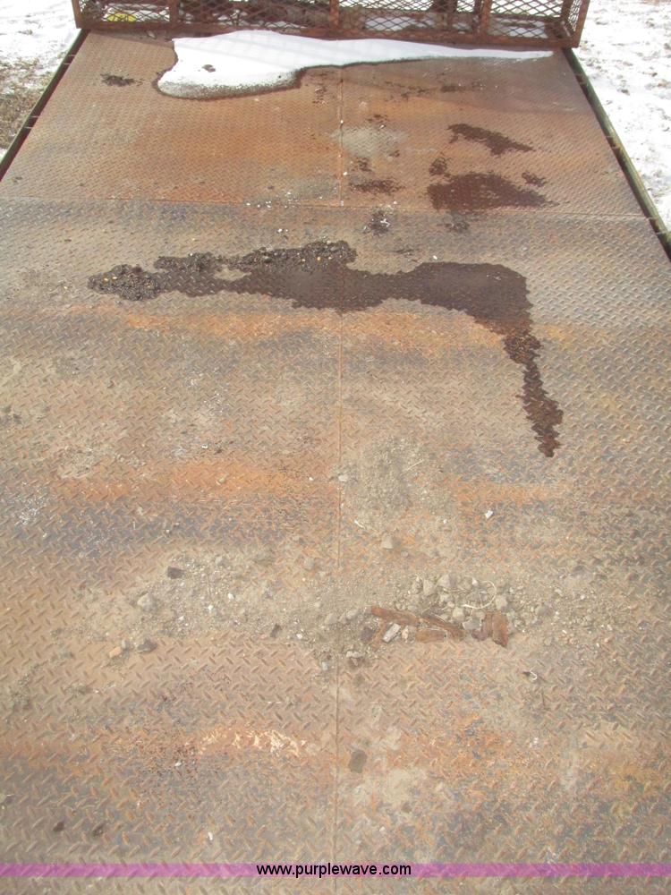 image for item G9851 2002 shop built 30' gooseneck trailer