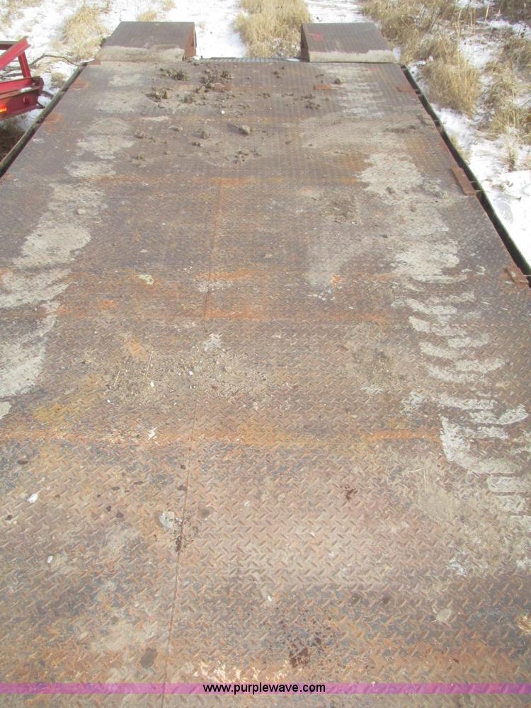 image for item G9851 2002 shop built 30' gooseneck trailer